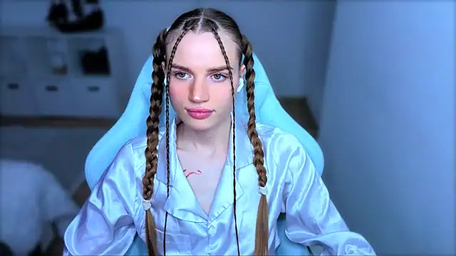 Snapshot of StellaLawless chatting on October 8, 8:24 pm StellaLawless online show from October 8, 8:24 pm