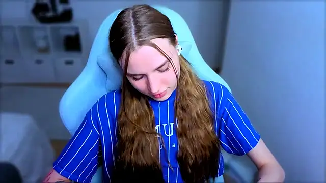 Snapshot of StellaLawless chatting on October 27, 9:09 pm StellaLawless online show from October 27, 9:09 pm