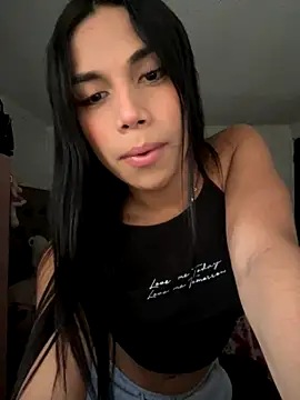 MarilynSmIith online show from October 8, 8:13 pm