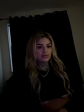 bbholli online show from October 19, 8:27 am