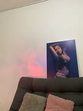 Snapshot of Sheeryl__ chatting on October 28, 3:29 pm Sheeryl online show from October 28, 3:29 pm