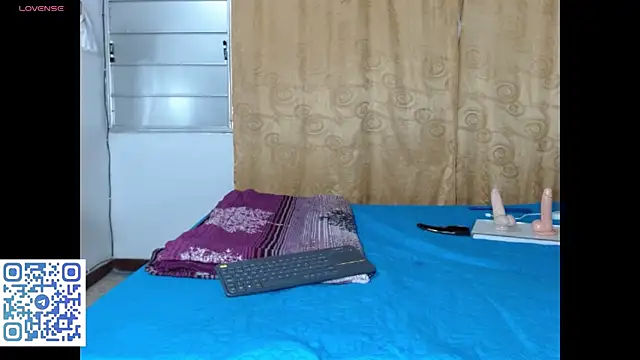 Naty wet 19 online show from October 28, 11:42 pm