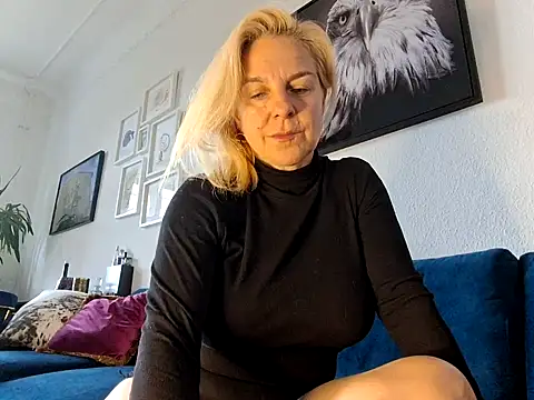 FrauleinSchmitt online show from September 15, 10:12 am