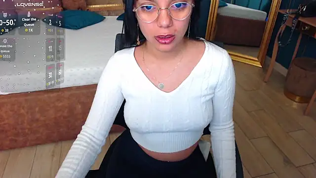 SerenaXMendez online show from October 6, 3:01 am