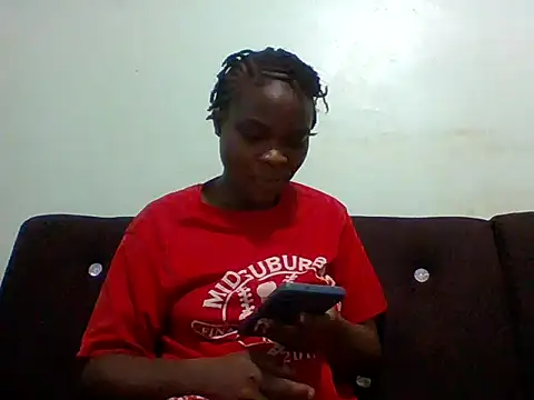 Snapshot of sexxyqueenn22 chatting on October 3, 8:47 pm sexxyqueenn22 online show from October 3, 8:47 pm