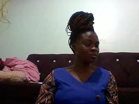 Snapshot of sexxyqueenn22 chatting on October 19, 2:41 pm sexxyqueenn22 online show from October 19, 2:41 pm