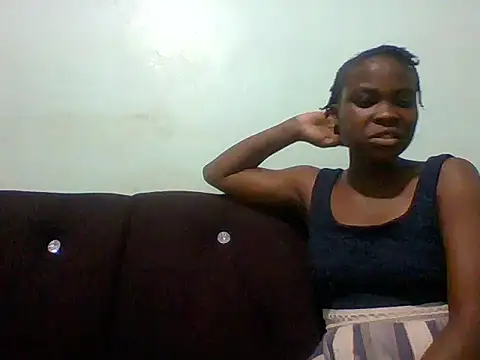Snapshot of sexxyqueenn22 chatting on October 4, 9:19 pm sexxyqueenn22 online show from October 4, 9:19 pm