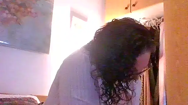 Snapshot of juicyrubies chatting on October 9, 9:13 am juicyrubies online show from October 9, 9:13 am