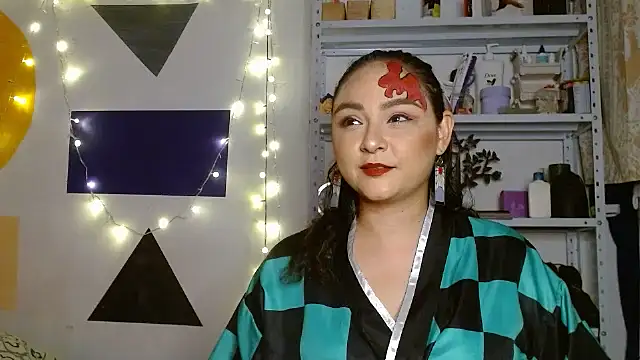 Snapshot of Kaory_32 chatting on October 29, 5:45 am Kaory 32 online show from October 29, 5:45 am