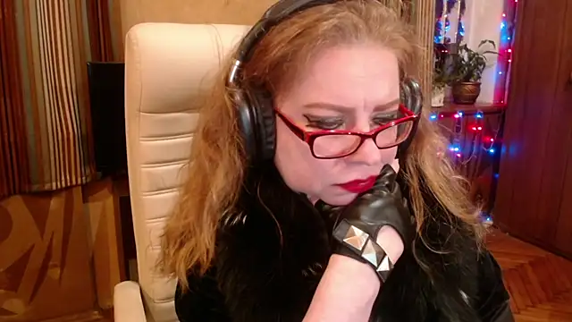 Miss Tress online show from November 2, 11:52 pm