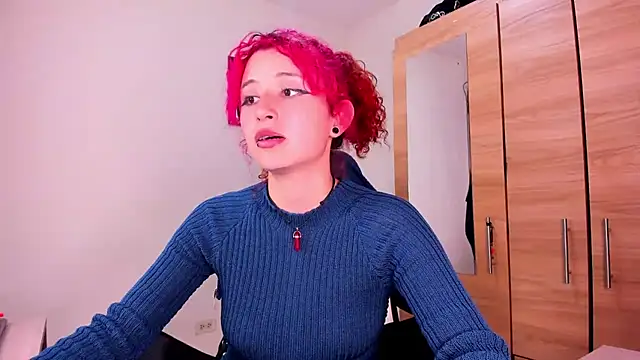 valentina 27 online show from October 2, 2:49 am