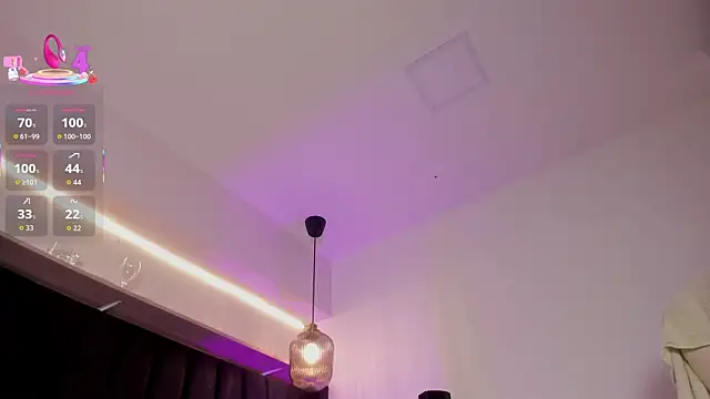 AllisonRoberts  online show from October 14, 8:00 pm