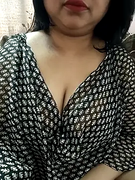 lovemesana online show from February 25, 7:40 am