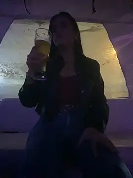 Snapshot of AbbyMillerrr chatting on October 19, 12:45 am AbbyMillerrr online show from October 19, 12:45 am