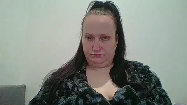 Snapshot of _squirty_cum_lady_ chatting on October 14, 4:31 pm squirty cum lady online show from October 14, 4:31 pm