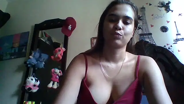 Snapshot of trianabell chatting on October 29, 5:15 pm trianabell online show from October 29, 5:15 pm