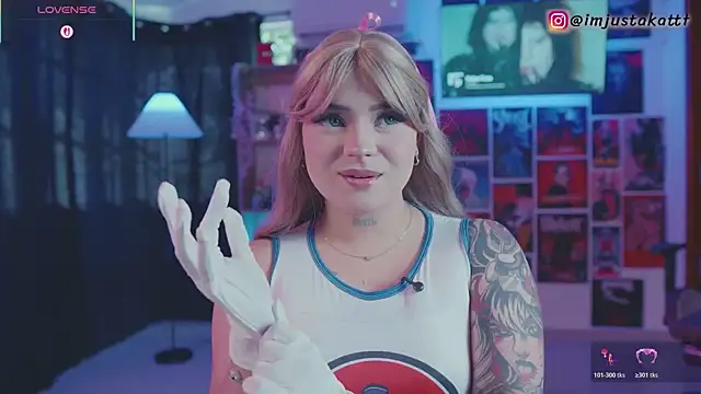 sensualkattt online show from October 22, 1:38 pm