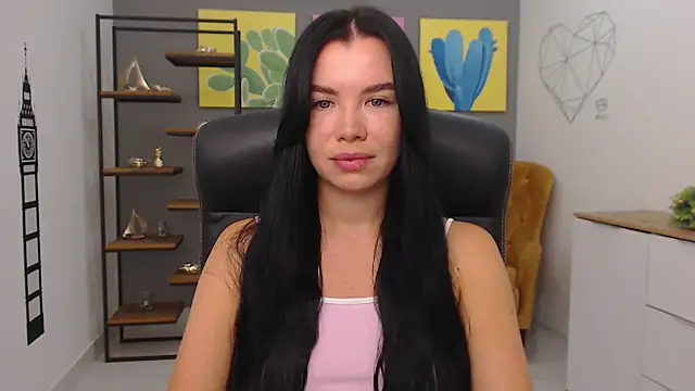 MadisonGomes online show from September 12, 7:18 am