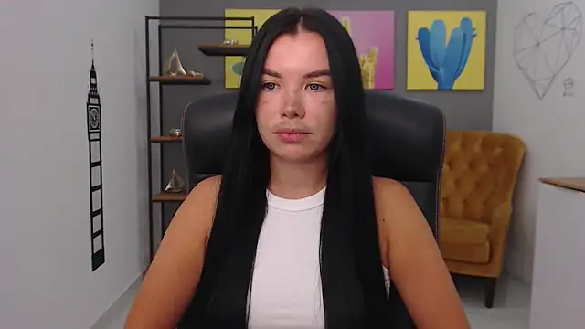 MadisonGomes online show from October 8, 8:40 am