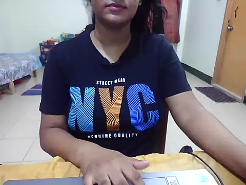 JustinaIra online show from October 4, 7:07 pm