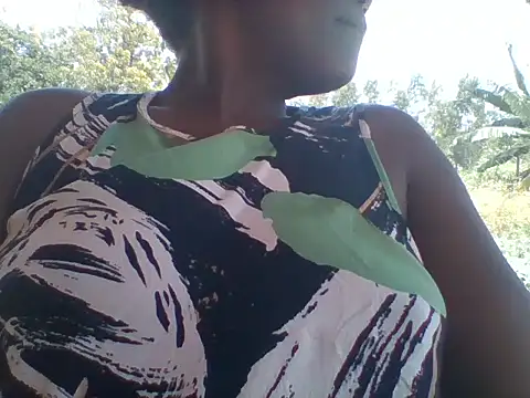 Snapshot of missarpie chatting on September 25, 8:35 am missarpie online show from September 25, 8:35 am