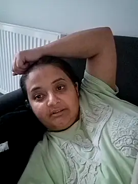 sarahhh1987 online show from October 18, 1:58 pm