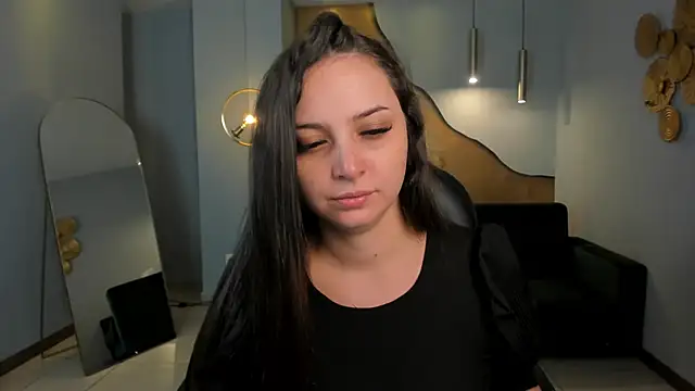 Snapshot of AliceHarper_ chatting on October 14, 7:05 pm AliceHarper online show from October 14, 7:05 pm