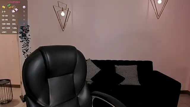 Snapshot of AliceHarper_ chatting on September 24, 7:35 pm AliceHarper online show from September 24, 7:35 pm