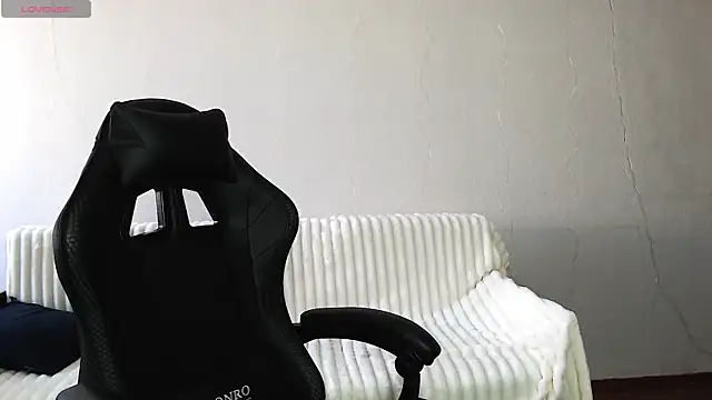 VictoriaVeya online show from April 5, 5:50 am