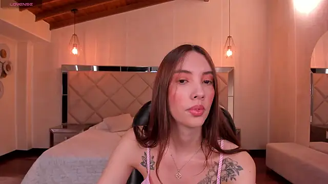 AnaisNin online show from November 30, 5:28 pm