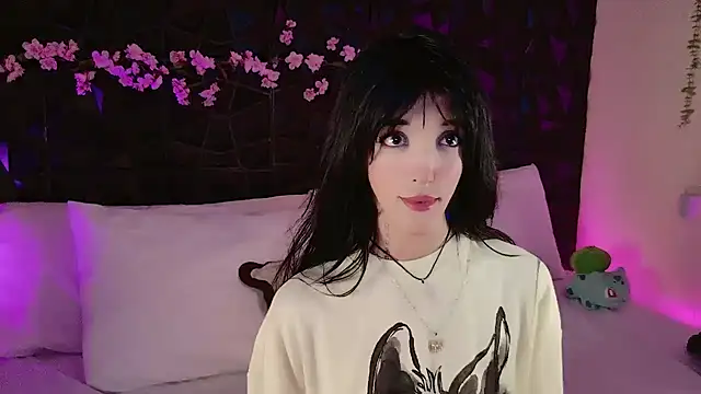 Snapshot of Finibondi chatting on October 7, 5:56 am Finibondi online show from October 7, 5:56 am