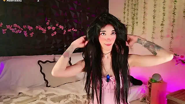 Snapshot of Finibondi chatting on October 16, 6:05 am Finibondi online show from October 16, 6:05 am