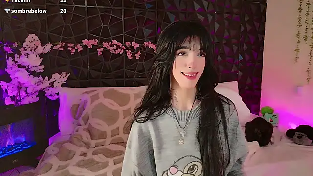 Snapshot of Finibondi chatting on October 10, 7:24 am Finibondi online show from October 10, 7:24 am