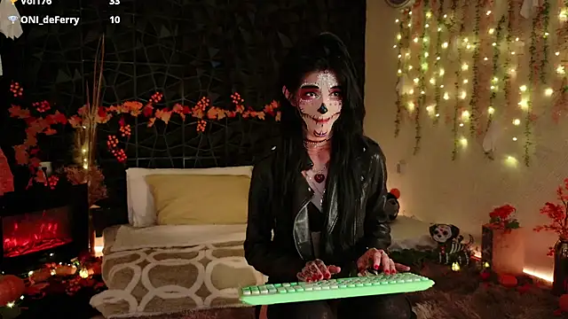 Snapshot of Finibondi chatting on November 2, 7:12 am Finibondi online show from November 2, 7:12 am