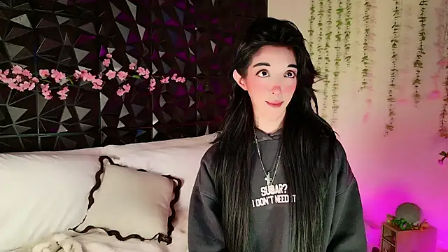 Snapshot of Finibondi chatting on October 15, 5:54 am Finibondi online show from October 15, 5:54 am