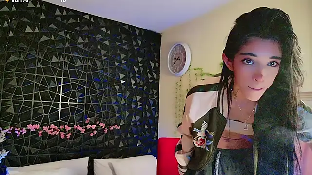 Snapshot of Finibondi chatting on October 27, 5:36 am Finibondi online show from October 27, 5:36 am