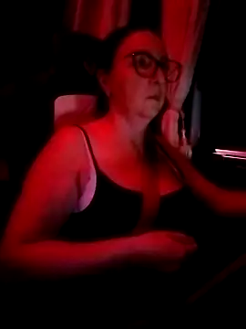 Snapshot of cuplubijoanna chatting on October 29, 8:00 pm cuplubijoanna online show from October 29, 8:00 pm