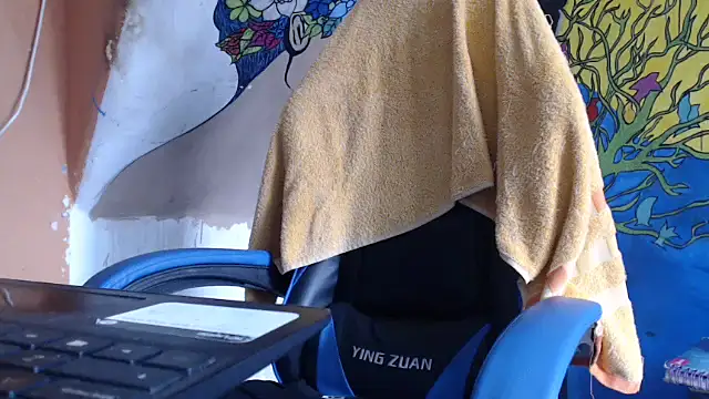 yohatinelly07 online show from October 23, 6:47 pm