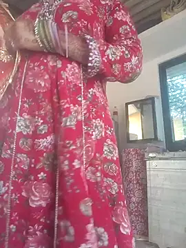 Snapshot of Simaran_bhabhi chatting on October 2, 11:48 am Simaran bhabhi online show from October 2, 11:48 am