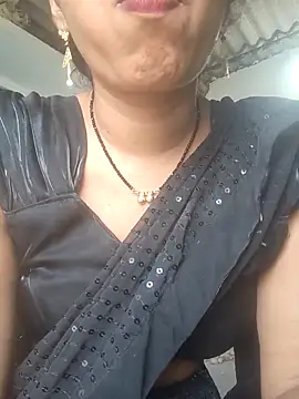 Snapshot of Simaran_bhabhi chatting on October 11, 1:32 am Simaran bhabhi online show from October 11, 1:32 am