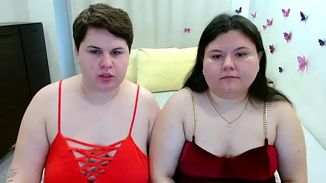 BeckyAndHellen online show from September 29, 10:20 am