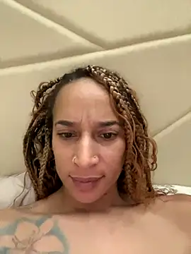 Shuggabutt online show from September 28, 4:23 pm