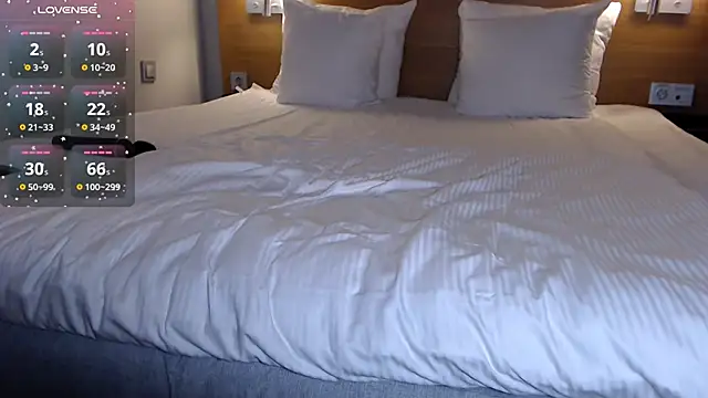  33Daniella44  online show from September 20, 2:04 pm