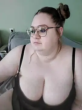 Chloe WS online show from November 2, 9:02 am