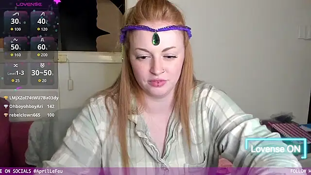 Snapshot of aaprill chatting on October 8, 10:52 am aaprill online show from October 8, 10:52 am