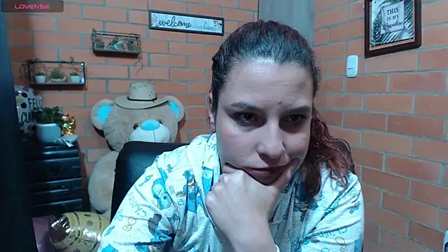 alexia 87 online show from October 16, 10:56 pm