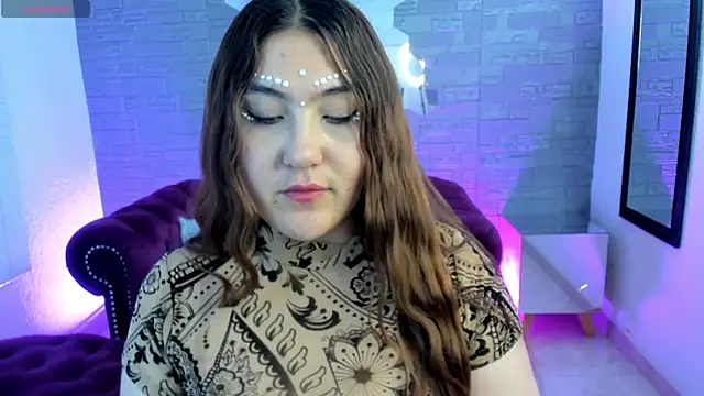 Snapshot of conniejames_m chatting on October 31, 1:15 pm conniejames m online show from October 31, 1:15 pm