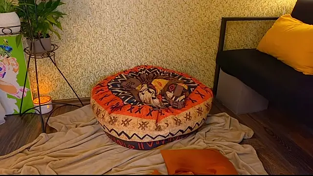 Snapshot of igotuscookies chatting on October 14, 10:23 pm igotuscookies online show from October 14, 10:23 pm