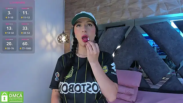 Venus velez  online show from December 14, 1:28 pm