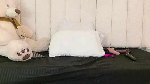 jennybarrientos online show from October 21, 11:42 pm